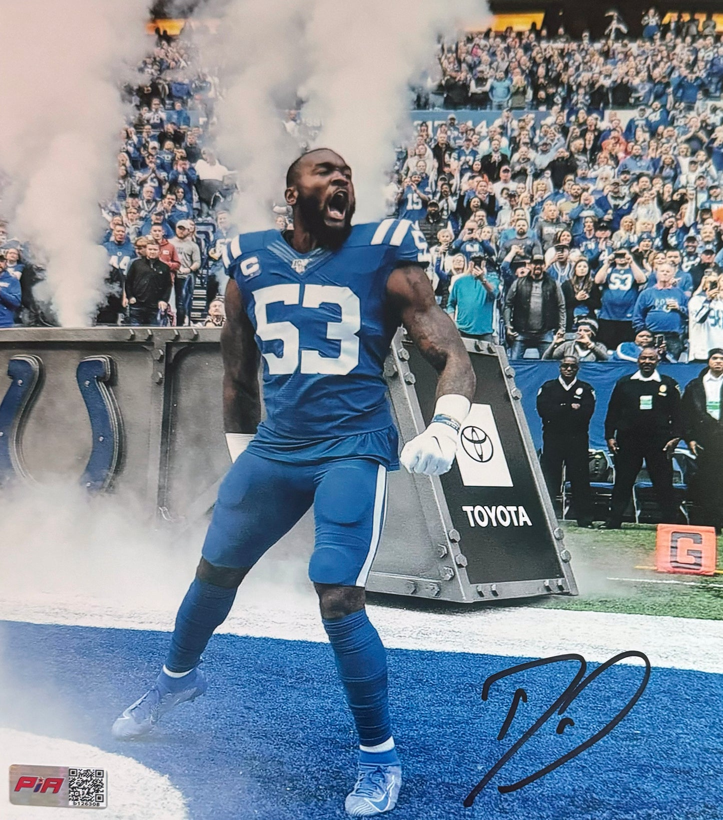 Darius Leonard Indianapolis Autographed Photo 8x10 JSA