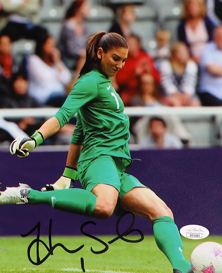 Hope Solo USA Soccer Autographed Photo 8x10 JSA