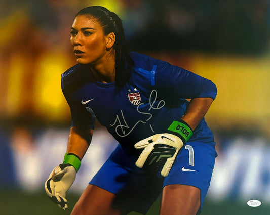 Hope Solo Signed 16x20  US Women's Soccer Team Autographed Photograph JSA