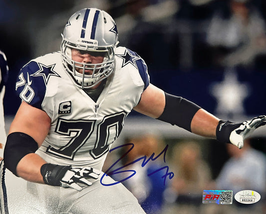 Zach Martin Signed 8x10 Dallas Autographed Cowboys Photograph PIA