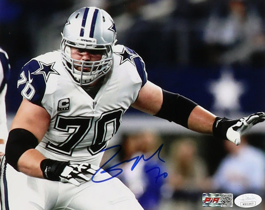 Zach Martin Dallas Autographed Photo 8x10 PIA